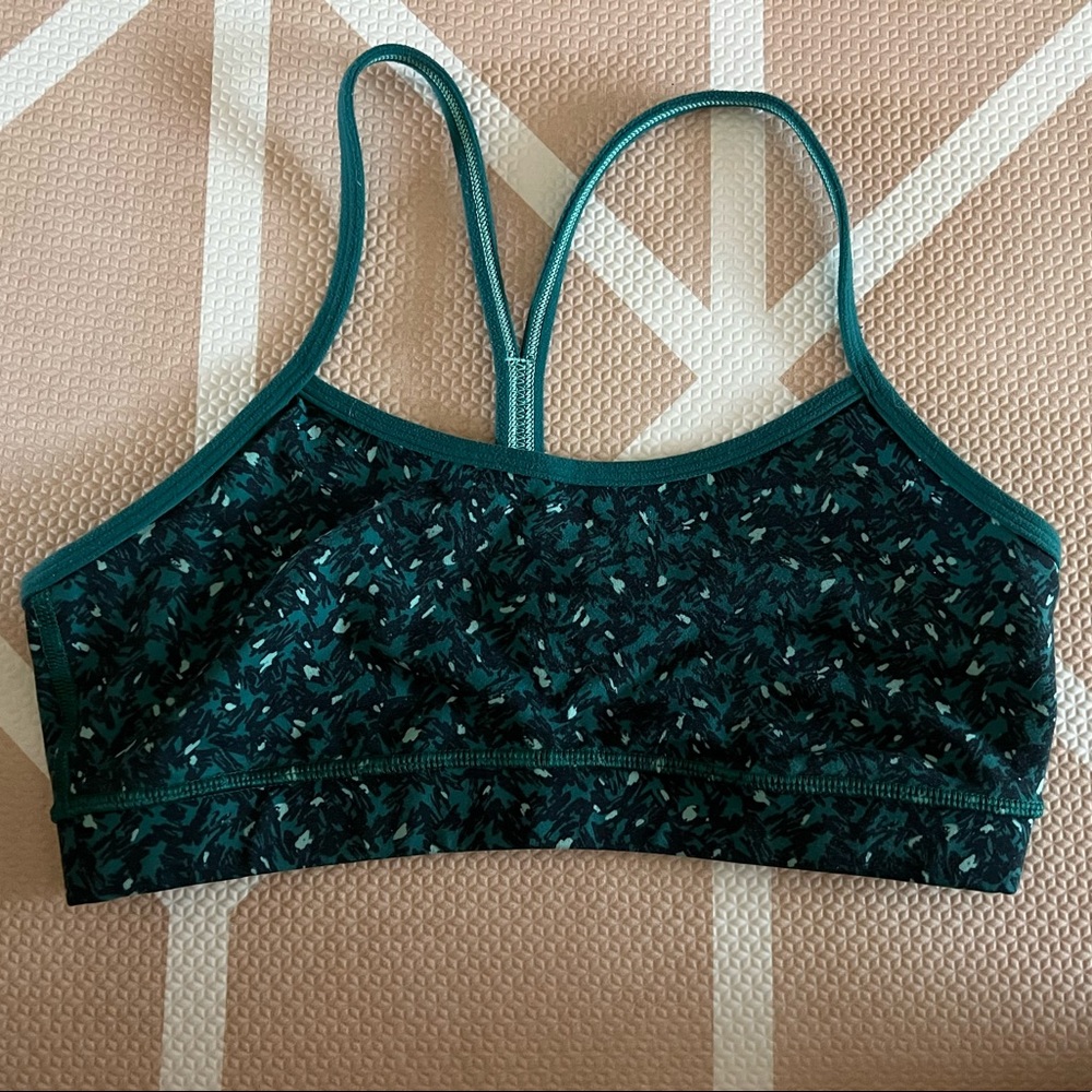 Lululemon Flow Y bra